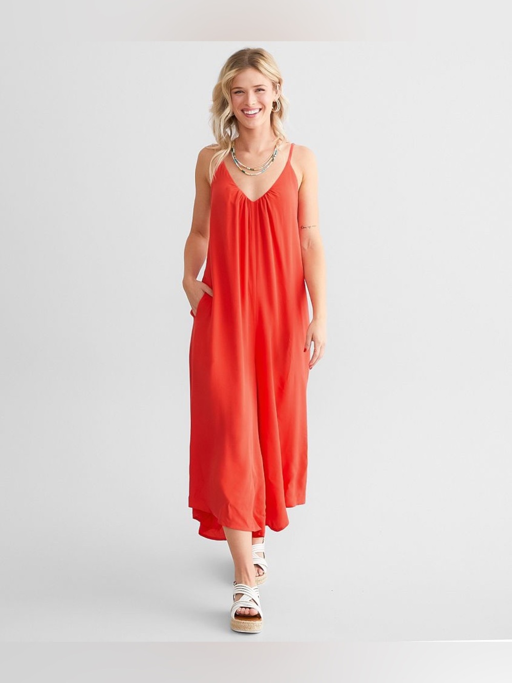 Willow & Root - Flowy Wide Leg Cropped Jumpsuit - Grenadine - Large